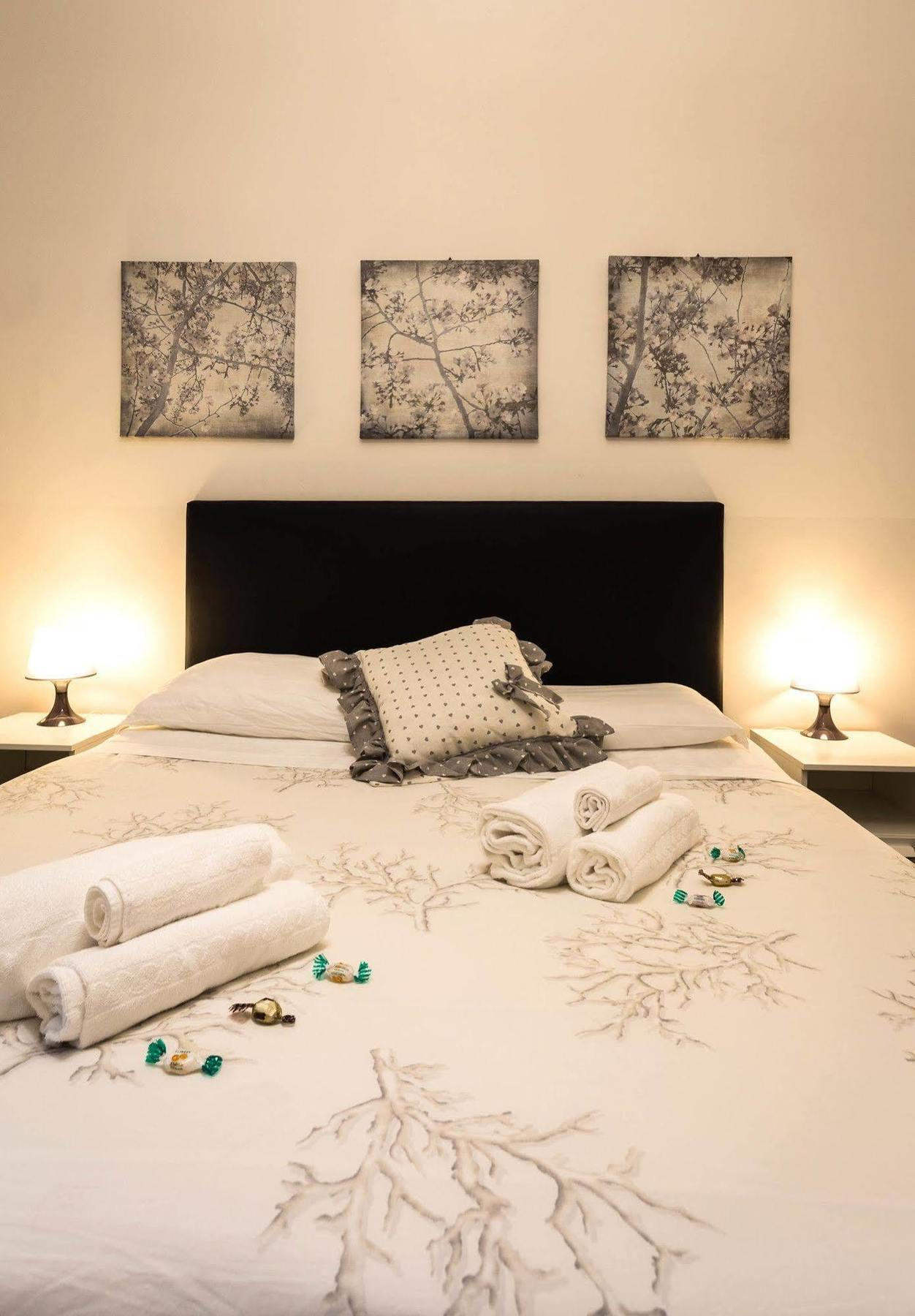 Arie Romane Guesthouse Εξωτερικό φωτογραφία
