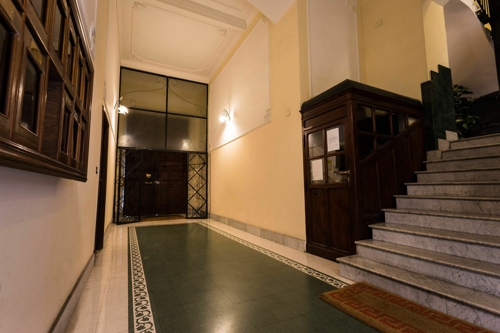 Arie Romane Guesthouse Εξωτερικό φωτογραφία